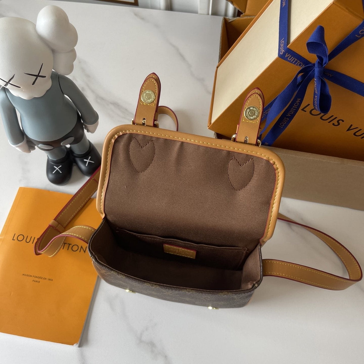 Louis Vuitton Satchel Mini Monogram Crossbody Bag — detail